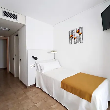 Miami 3*