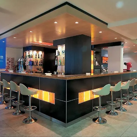 Miami - El De Siempre, Nunca Otel 3*