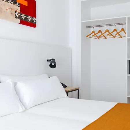 Miami - El De Siempre, Nunca Otel