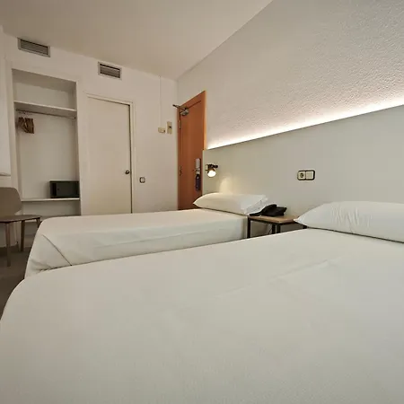 Miami - El De Siempre, Nunca Otel Calella